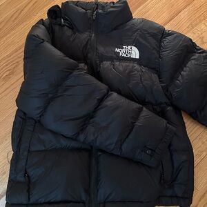 Black North Face Puffer Jacket 1996 Retro
Nuptse Jacket